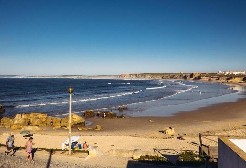 חדר סטנדרט עם מיטת קינג, Balili Surf House