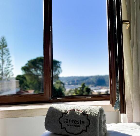 اتاق استاندارد, Jantesta Guest House