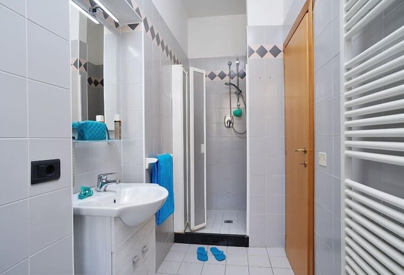 استودیوی سوپریور, Residence Margherita