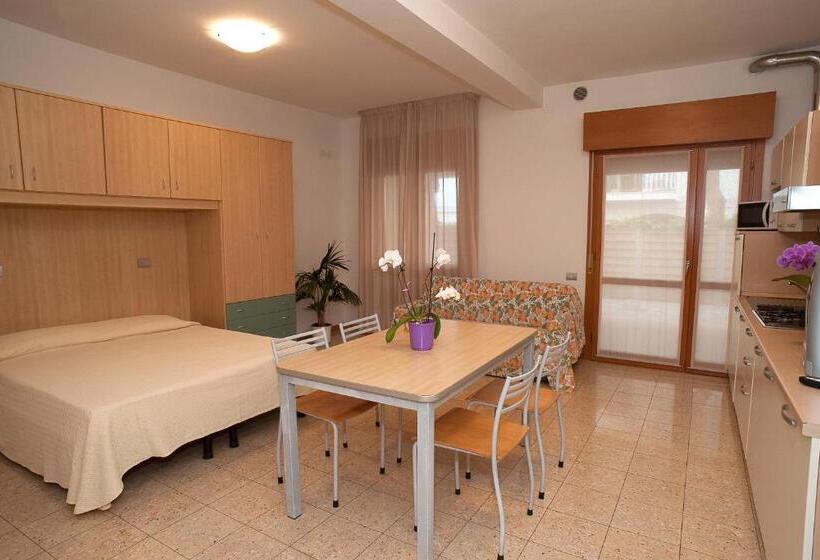 Estúdio Familiar, Residence Cà D'oro