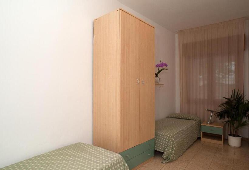 Apartamento 2 Dormitórios, Residence Cà D'oro