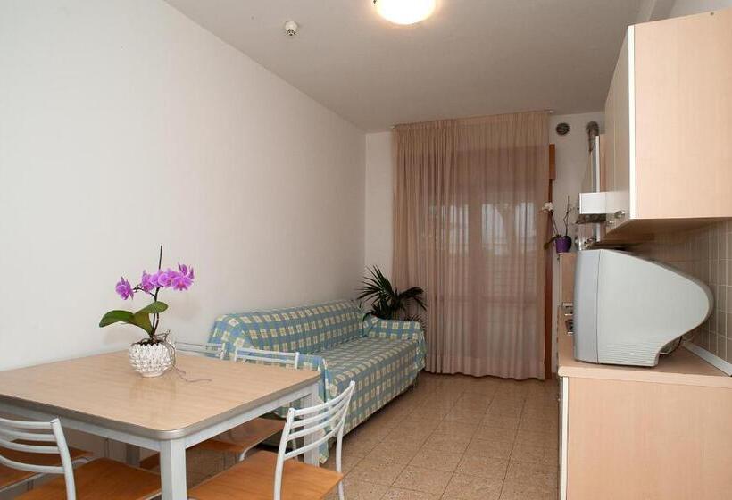 Apartamento 2 Dormitórios, Residence Cà D'oro