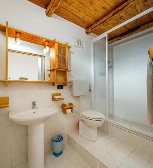اتاق استاندارد سه تخته با چشم‌انداز, Agriturismo Finazzo