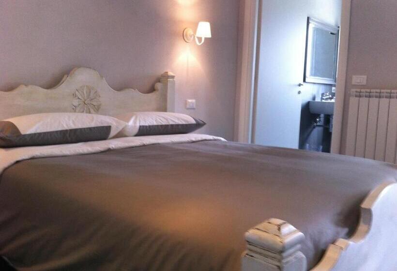 스탠다드 룸, Skipper White Guest House