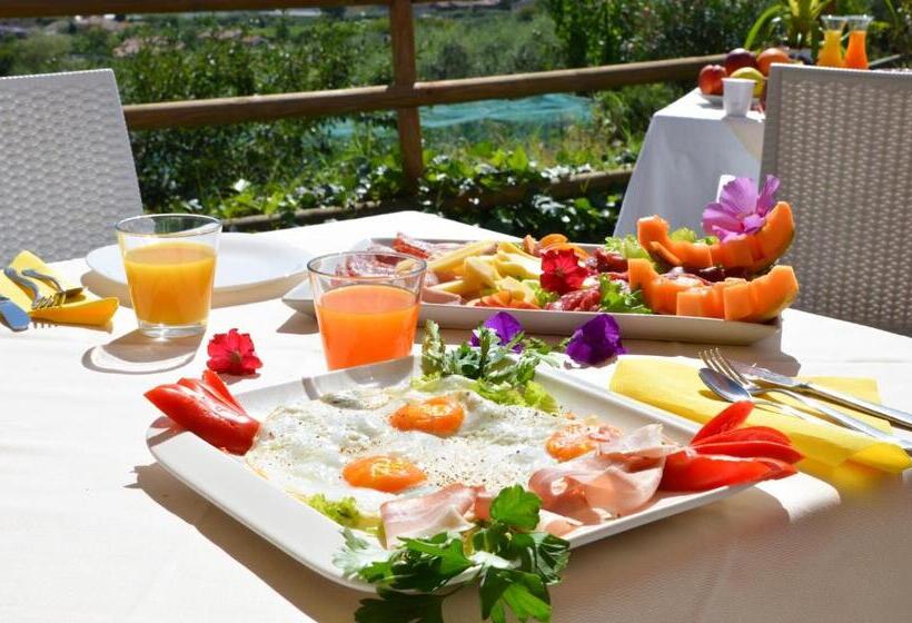 Номер Deluxe с Балконом, Relais Villa Olivi