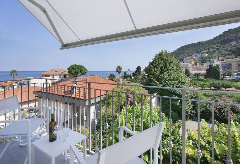 1 Bedroom Deluxe Apartment Sea View, Residence Dolcemare