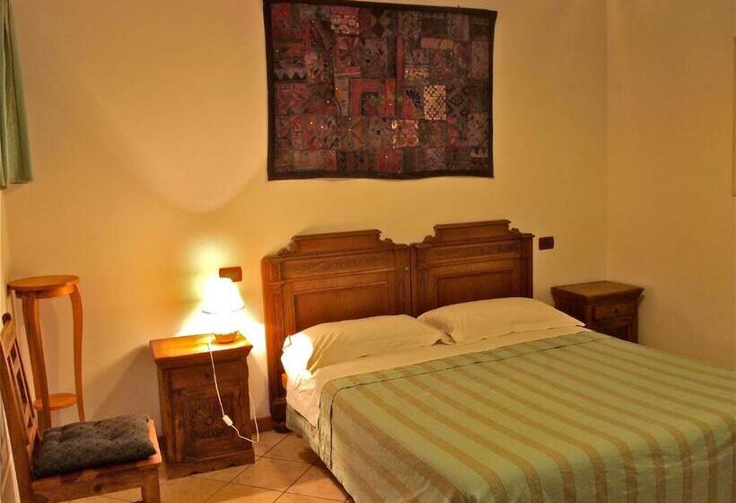 اتاق استاندارد با چشم‌انداز باغ, Agriturismo Il Magicorto