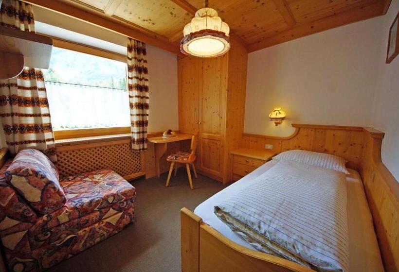 Номер Стандарт Индивидуальный, Garni B&b Arnica