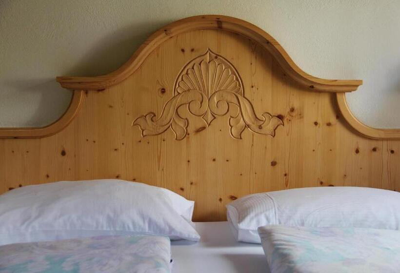 Номер Стандарт, Garni B&b Arnica