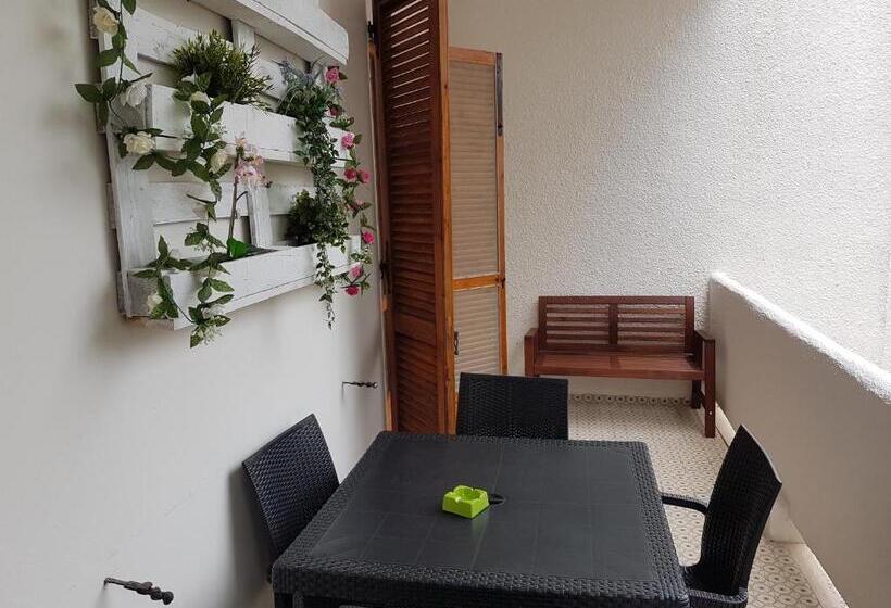 Apartamento 2 Dormitórios, Residence Orsa Minore