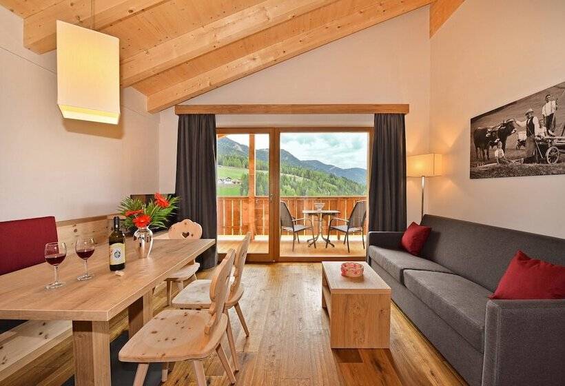 Apartamento 1 Dormitório com Sacada, Proihof