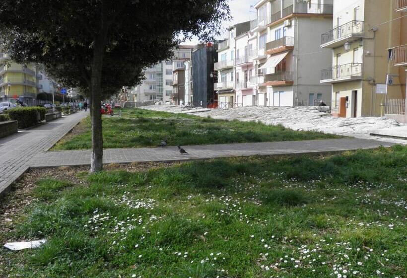 Апартаменты 2 Спальни, Appartamenti Sottomarina Carla