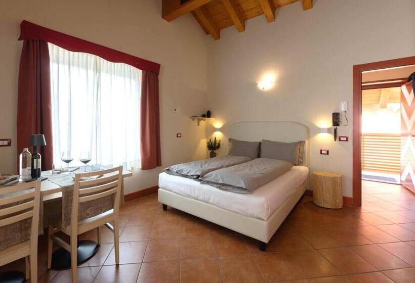إستوديو قياسى, Residence Adamello Resort