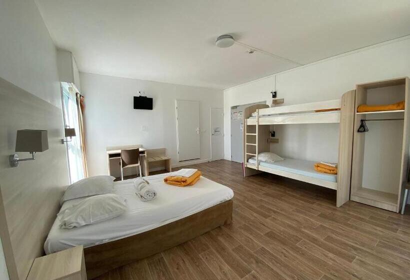 Семейный Номер, Auberge De Jeunesse