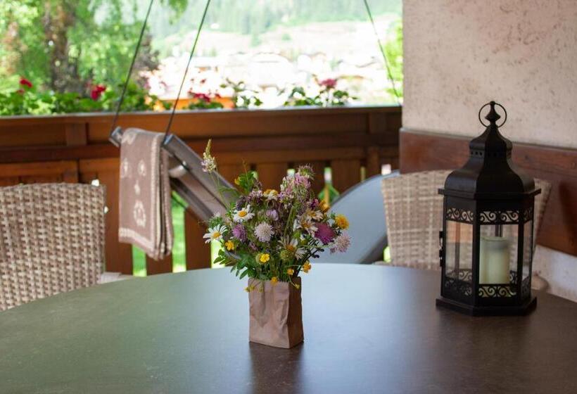 آپارتمان 2 خوابه, Residence Lastè