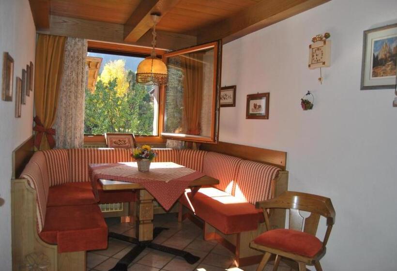 آپارتمان 2 خوابه, Residence Lastè