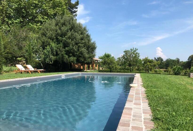 Номер Стандарт Вид на Сад, Domaine De La Partoucie