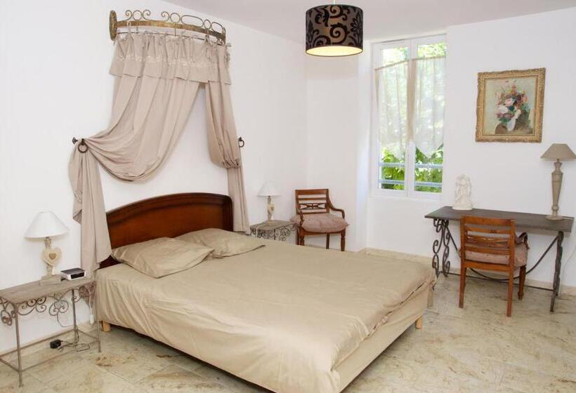 Apartamento 2 Dormitórios, Domaine De Bessilles