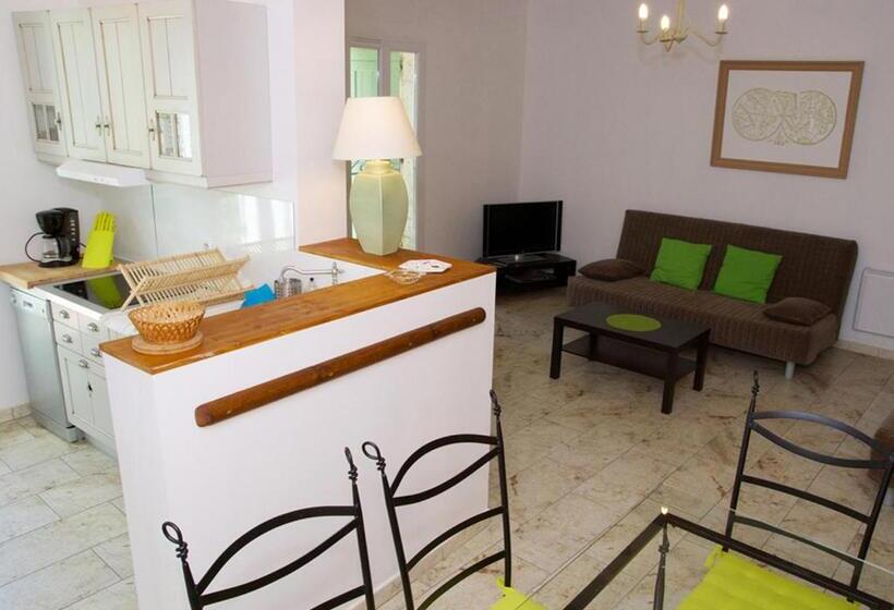 Apartamento 2 Dormitórios, Domaine De Bessilles