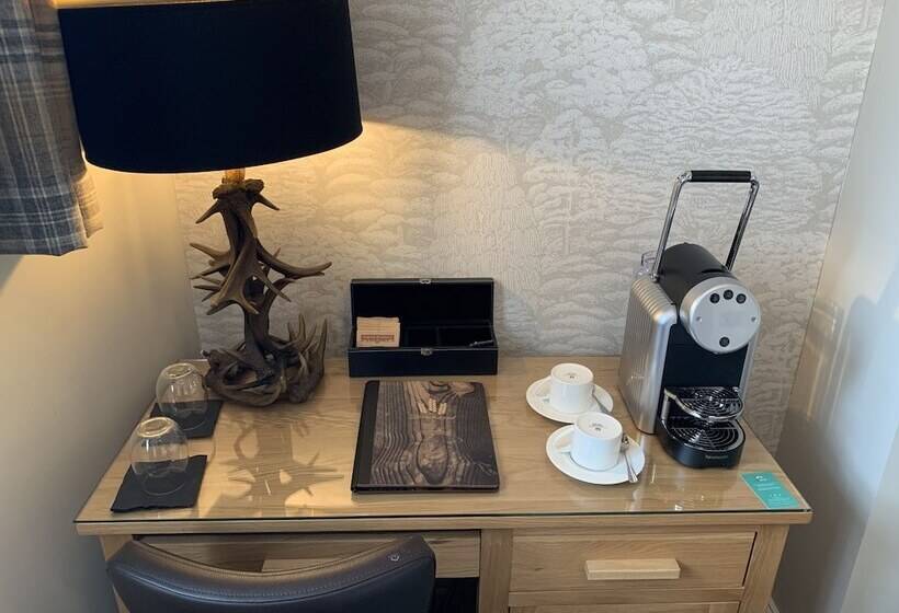 Номер Стандарт, The Wheatsheaf Hotel, Sandbach