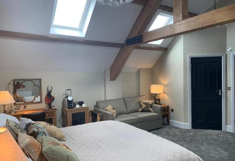 Номер Deluxe, The Wheatsheaf Hotel, Sandbach