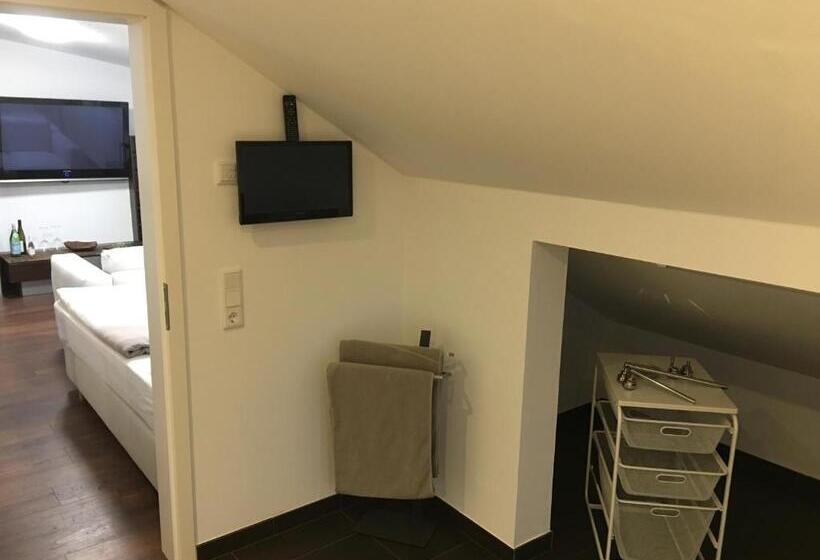Апартаменты 1 Спальня, Business Appartements