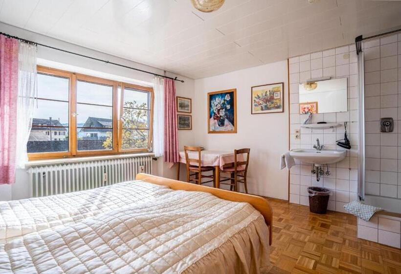 Номер Стандарт, Zum Torkelhaus