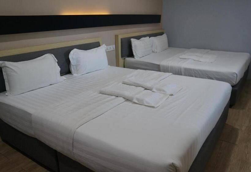 スイート（家族用）, Unikarya Lodge