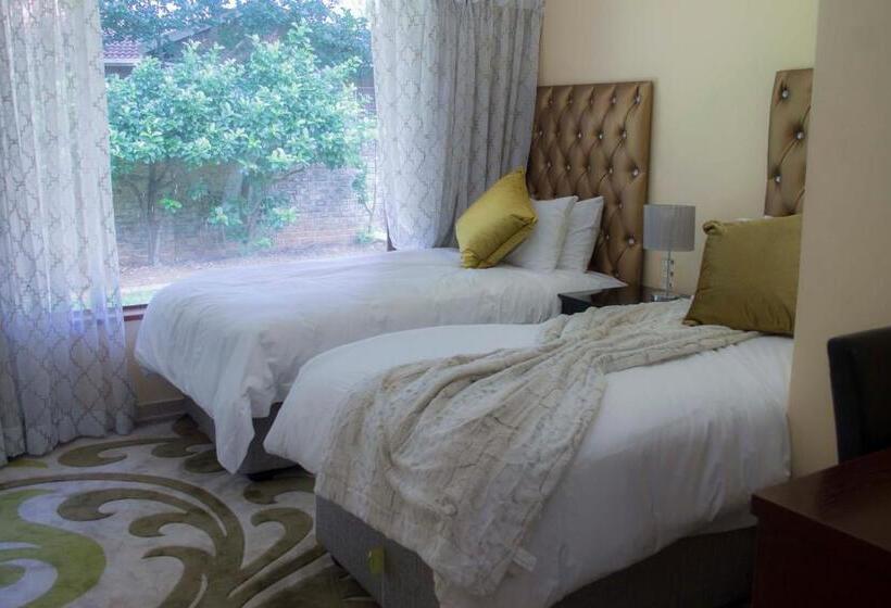 Номер Economy, Riverton Manor