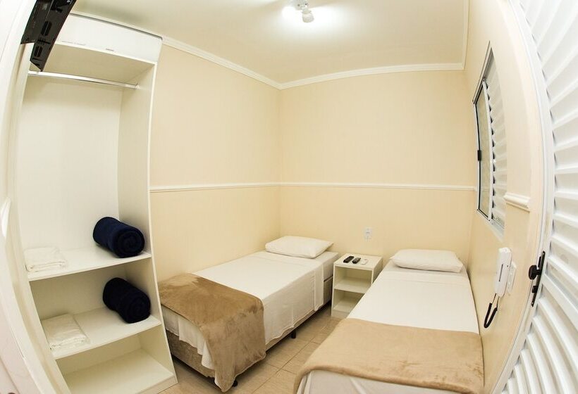 Quarto Estandar, Residencial Villa Container