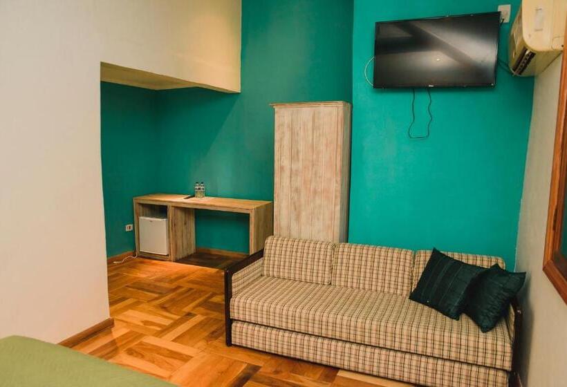 Номер Стандарт Трехместный, Espaço Tajj