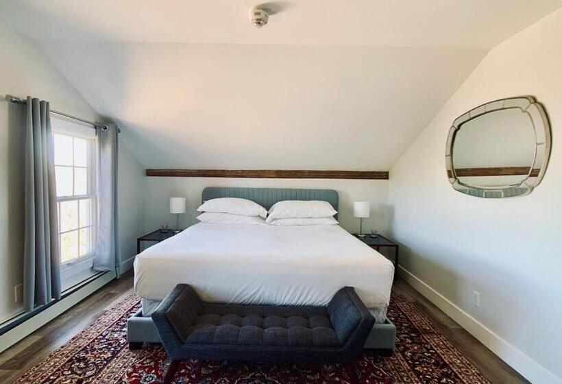 2 Bedrooms Apartment River View, South Landing Inn