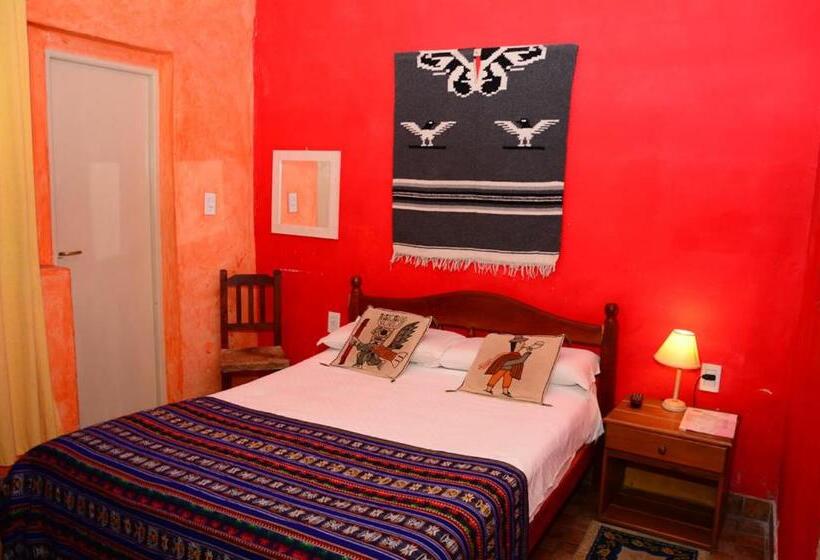 اتاق استاندارد چهار تخته, Hostal Yatasto