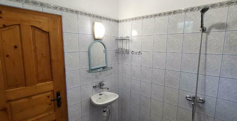 اتاق استاندارد با بالکن, Amfora Guest House