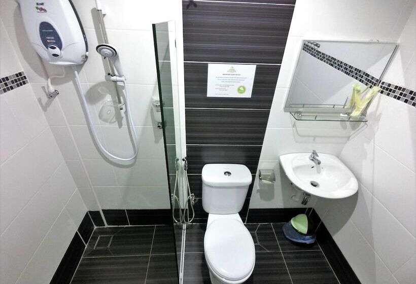 Quarto Triplo Deluxe, Royale