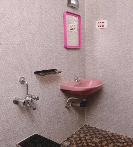 Трехместный Номер Deluxe, Sarovara Deluxe Rooms
