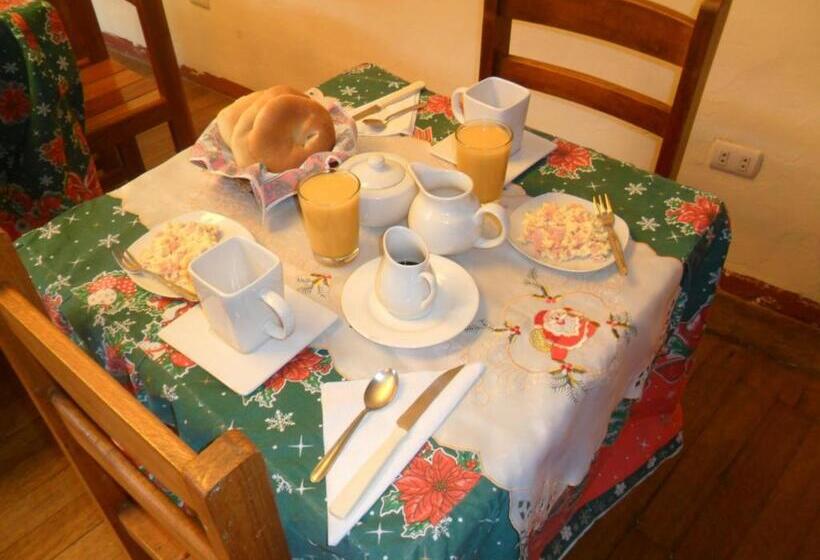 غرفة عائلية, Chaquill Chak'a