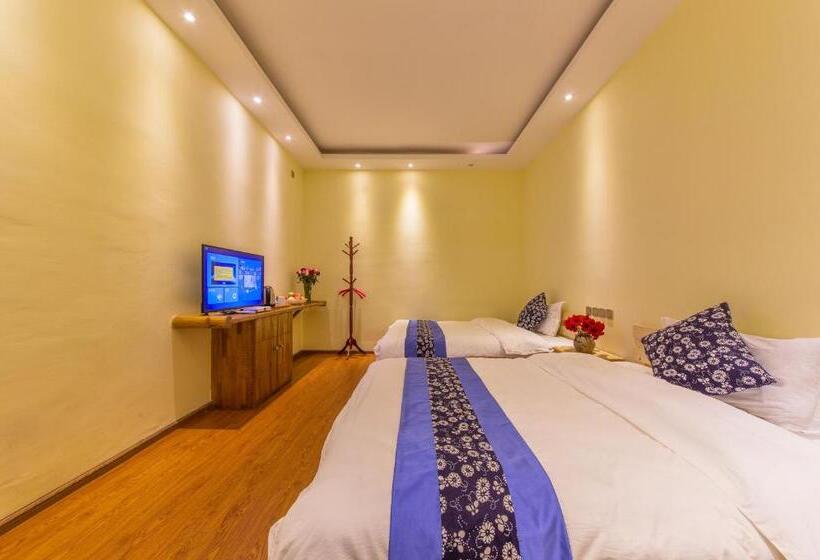 Номер Стандарт 2 Двуспальные Кровати, Mengyuanju Boutique Inn