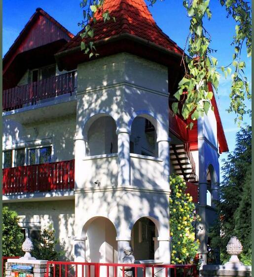 اتاق استاندارد با تخت بزرگ, White & Quiet Apartment House