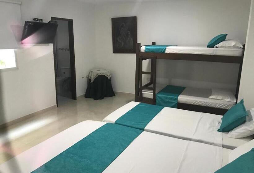 Quarto Familiar, Mayva Aprta