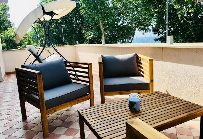 آپارتمان 1 خوابه با چشم‌انداز دریا, Apartments & Rooms Artemus Belveder