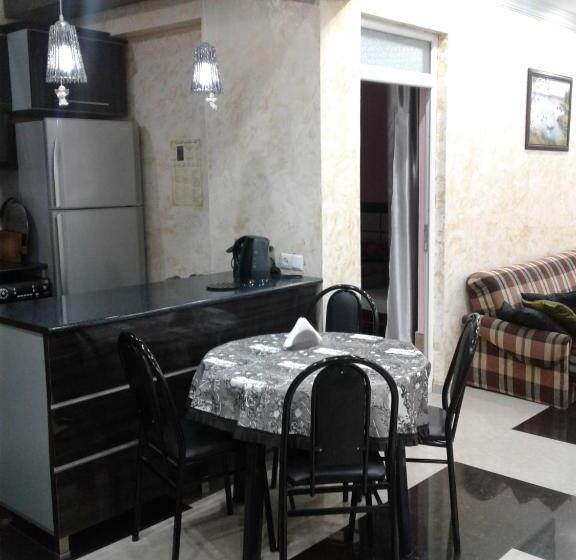 اتاق استاندارد سه نفره, Gonio Apsaros House