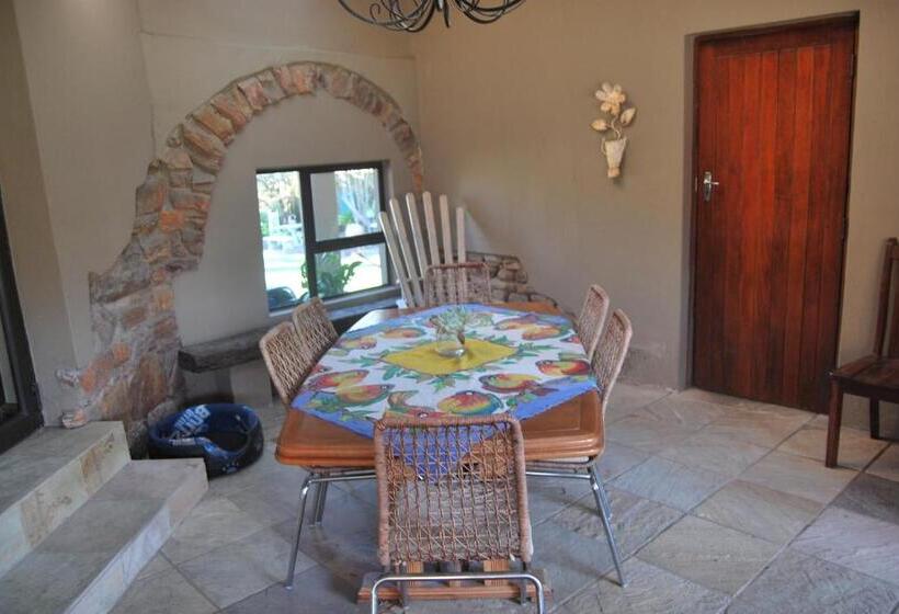 اتاق خانوادگی, 15 Witpeer Street Guesthouse