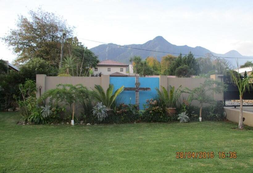 اتاق خانوادگی, 15 Witpeer Street Guesthouse