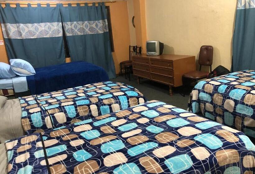 מיטה בחדר משותף, Hostal Pachamama Lodge