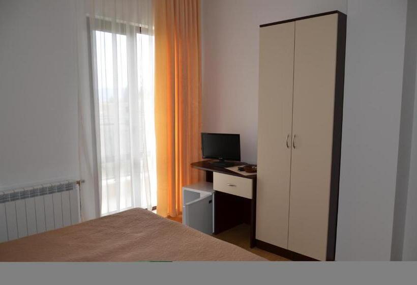 Номер Стандарт с Террасой, Guest House Nocturno