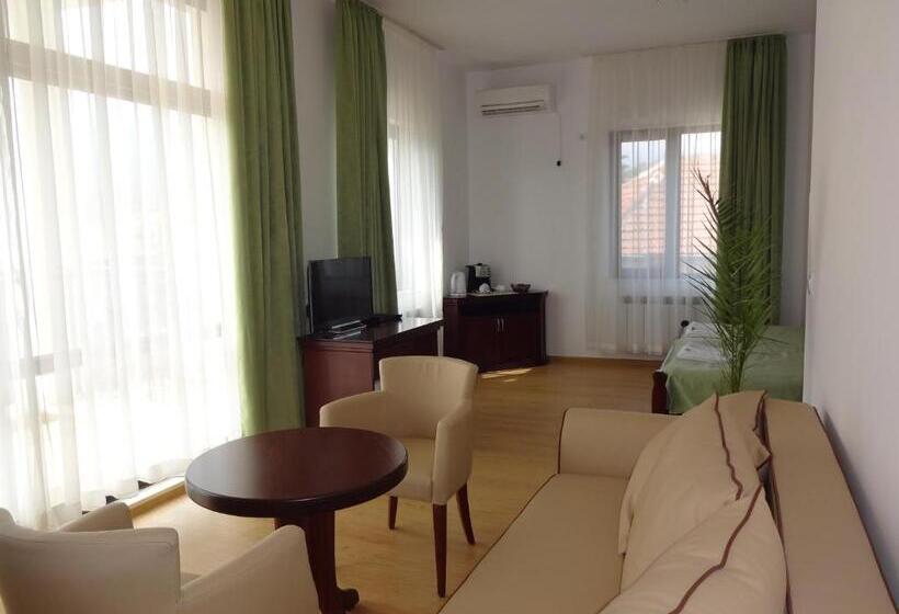 Семейный Номер Deluxe, Guest House Nocturno
