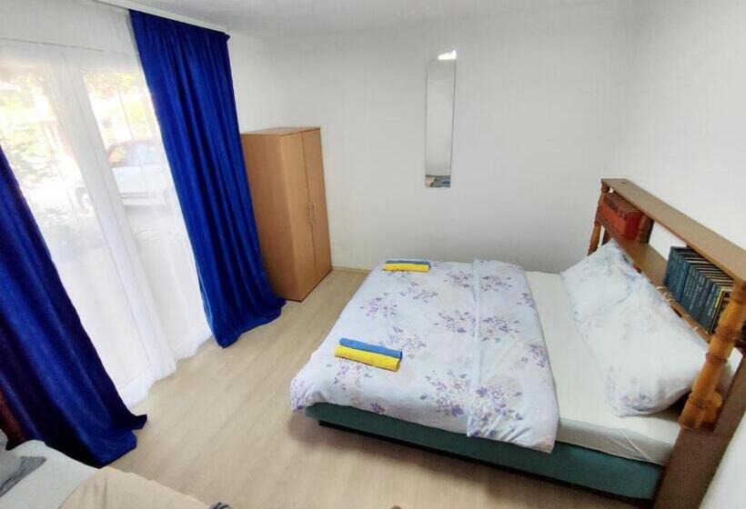 اتاق راحتی سه تخته, Apartments And Rooms Minex