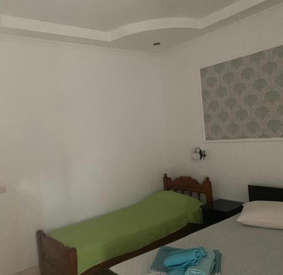三人经典房间, Badu Guest House