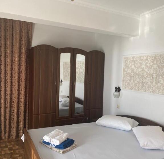 带海景的标准房, Badu Guest House